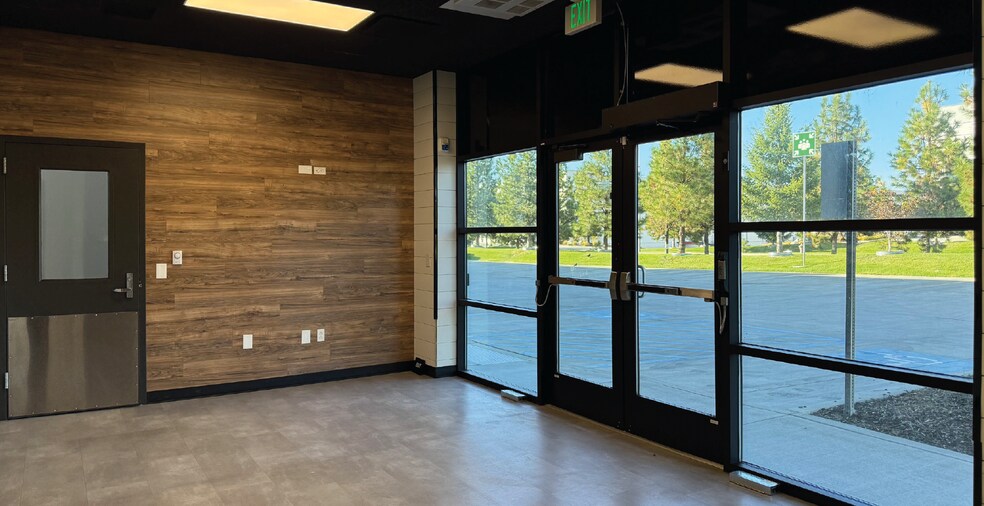 More Photos Of 2700 E Ferry Ave, Spokane Manufacturing For Lease