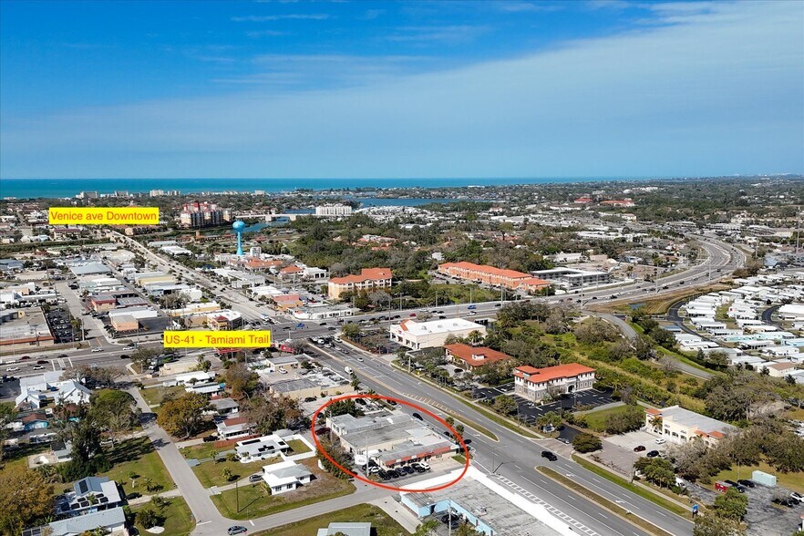 More Photos Of 738 -744 E Venice Ave, Venice General Retail For Sale