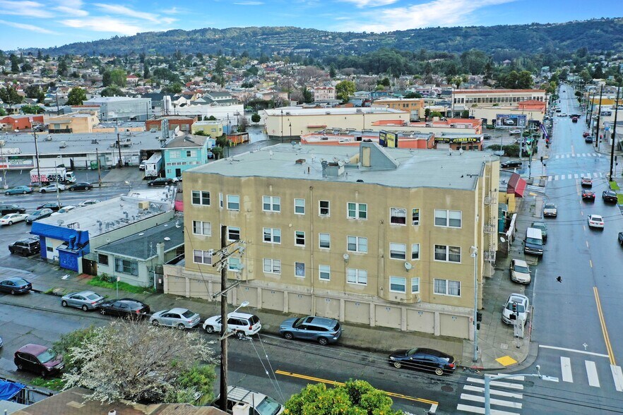More Photos Of 2451 Seminary Ave, Oakland Apartments For Sale