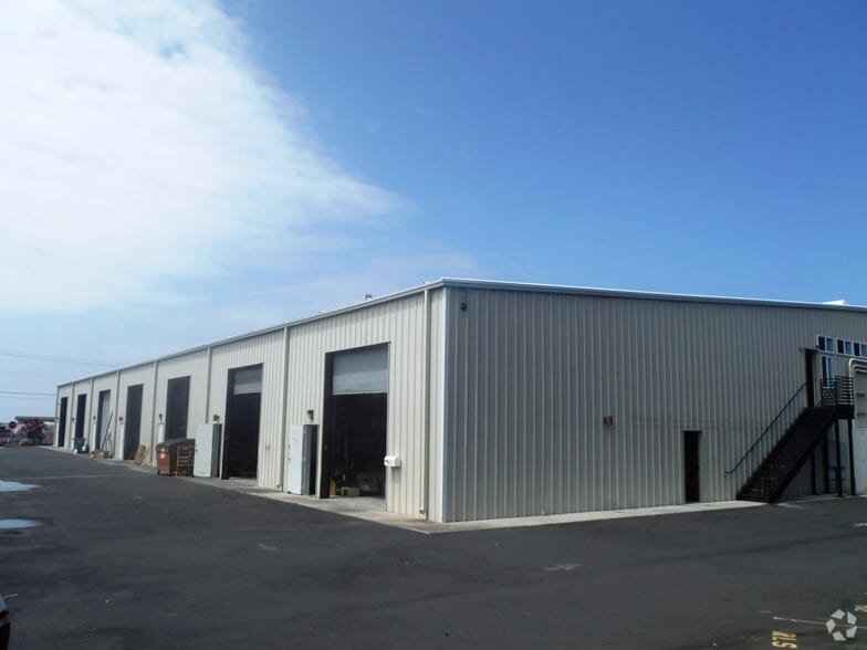 More Photos Of 74-567 Honokohau St, Kailua Kona Warehouse For Sale