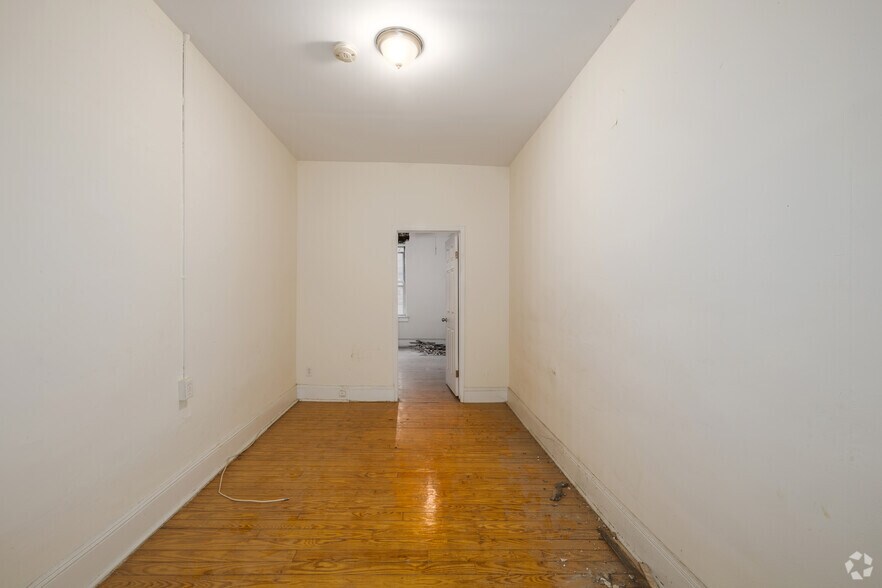 More Photos Of 106 Willow Ave, Hoboken Apartments For Sale