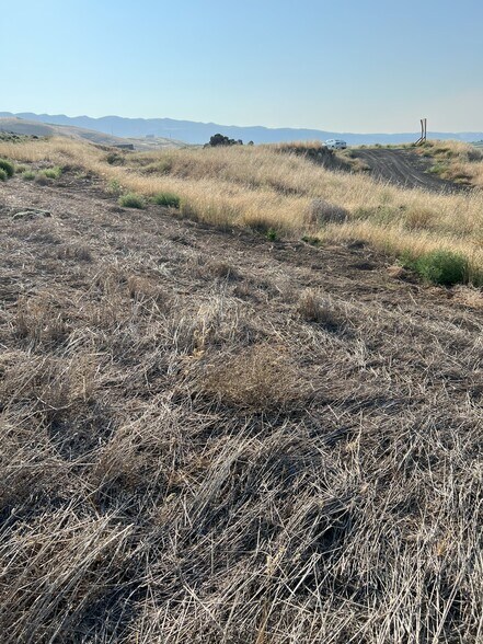 More Photos Of 501 Urban Industrial Way, East Wenatchee Land For Sale