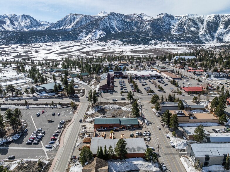 More Photos Of 283 Sierra Manor Rd, Mammoth Lakes Freestanding For Sale