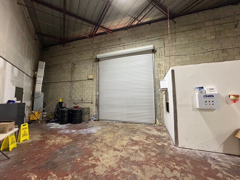 More Photos Of 1301 SW 2nd St, Pompano Beach Warehouse For Sale