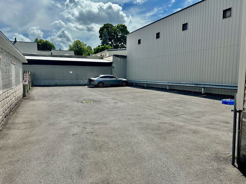 More Photos Of 1409 Milton Ave, Solvay Storefront For Sale