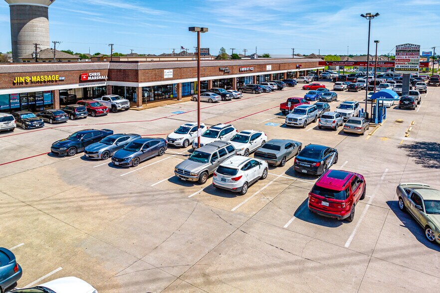 More Photos Of 1425 Justin Rd, Lewisville Storefront For Lease