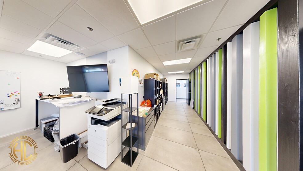 More Photos Of 295 Sunpac Ave, Henderson Warehouse For Sale