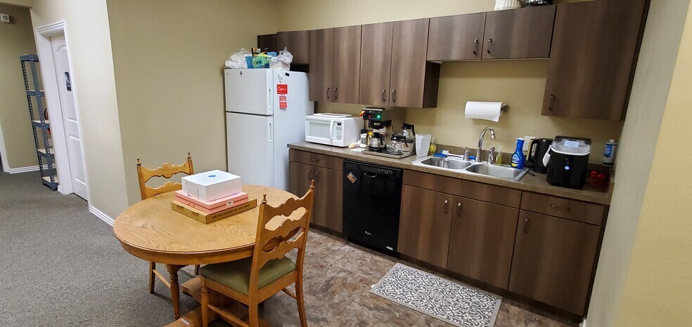 More Photos Of 1111 Fayetteville Rd, Van Buren Office For Lease