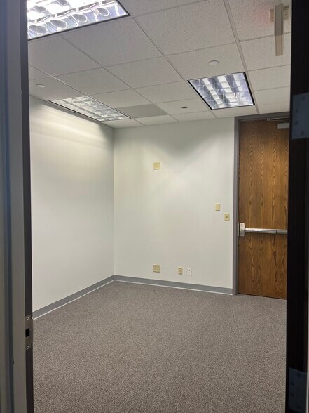 More Photos Of 4150 2nd St S, Saint Cloud Office For Lease