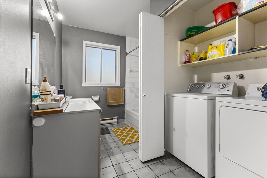 More Photos Of 2012-2014 Rue Fournier, St-Jérôme Apartments For Sale