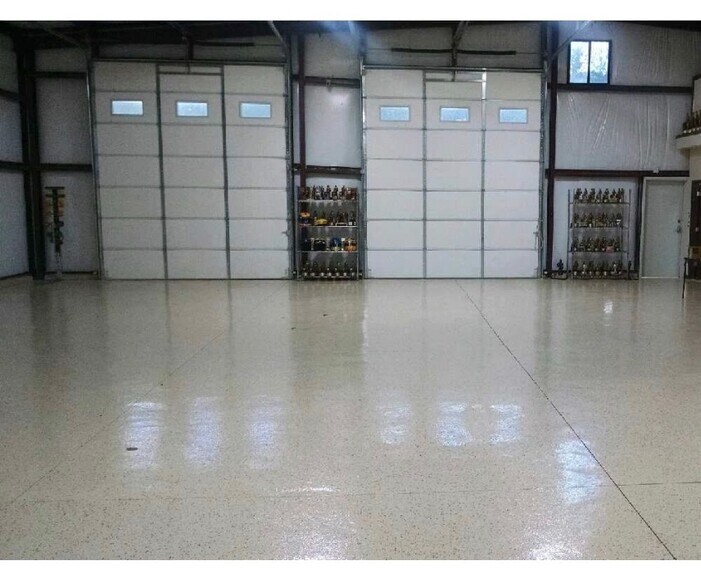 More Photos Of 13002 Indiana 60, Memphis Warehouse For Sale