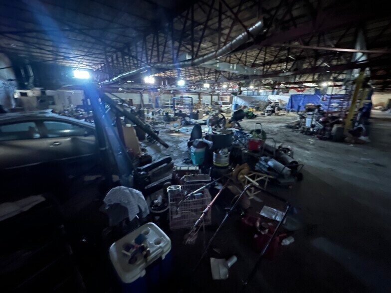 More Photos Of 2211 Windsor St, Chattanooga Service For Sale