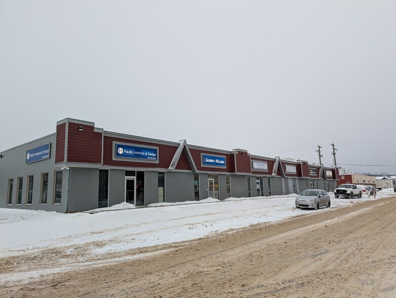 More Photos Of 8308 Fraser Ave, Fort McMurray Showroom For Sale