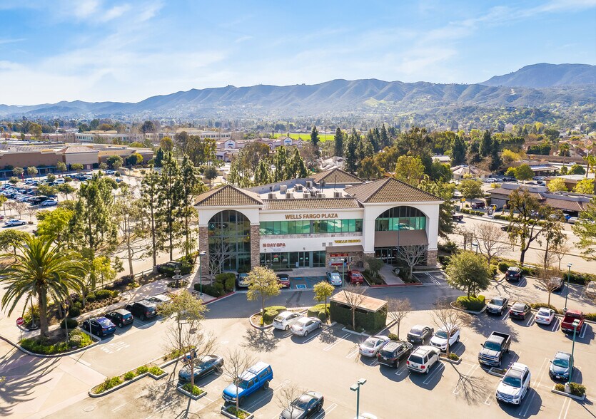 Primary Photo Of 925 Broadbeck Dr, Thousand Oaks Office For Sale