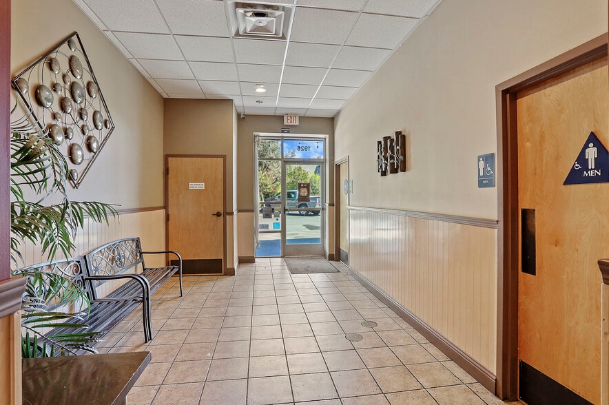 More Photos Of 1924-1926 Pacific Ave, Stockton Restaurant For Sale