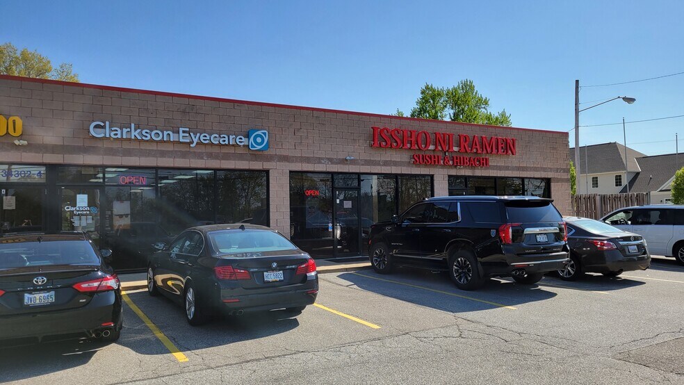 More Photos Of 34302 Euclid Ave, Willoughby General Retail For Lease