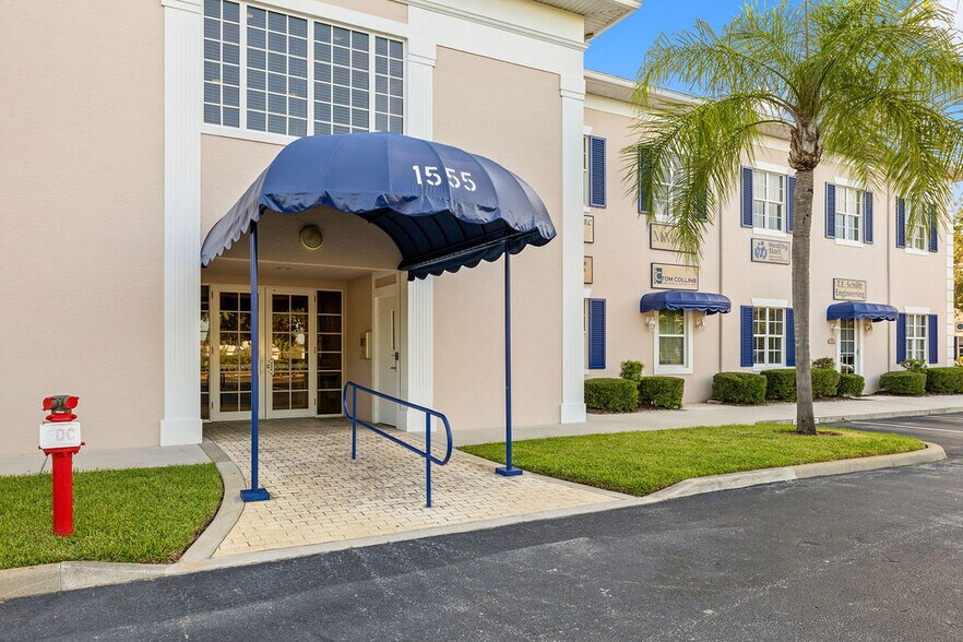 More Photos Of 1555 Indian River Blvd, Vero Beach Medical For Lease