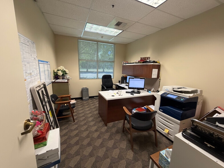 More Photos Of 3443 Deer Park Dr, Stockton Office For Lease