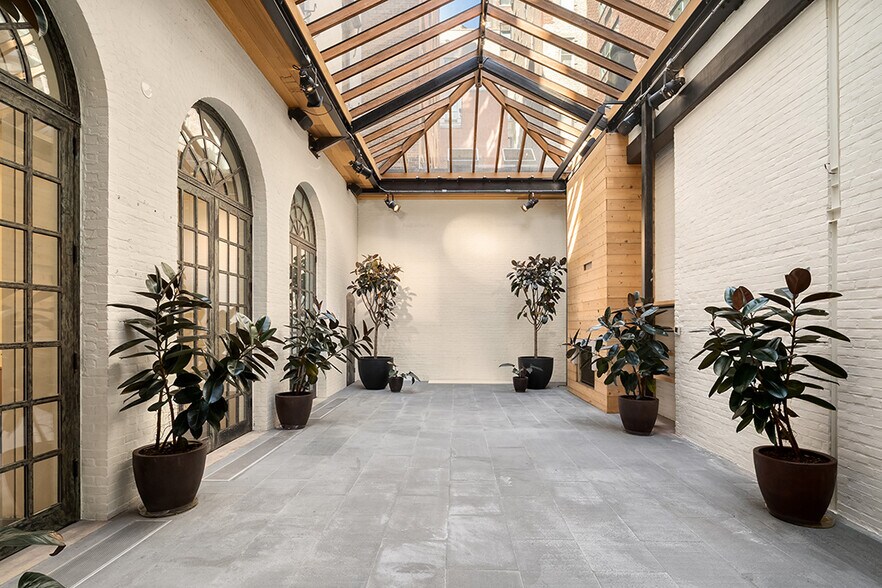 More Photos Of 35-37 E 62nd St, New York Office Residential For Sale