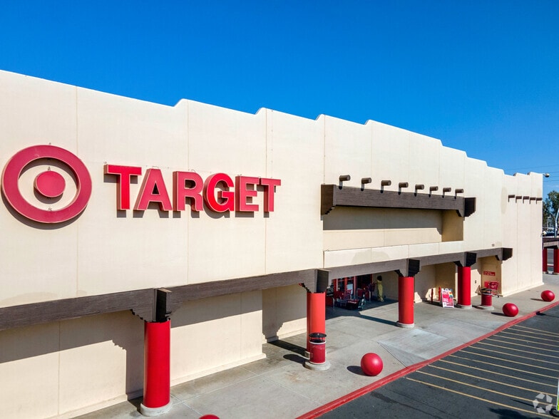 More Photos Of 925-2034 S Gilbert Rd, Mesa Unknown For Lease