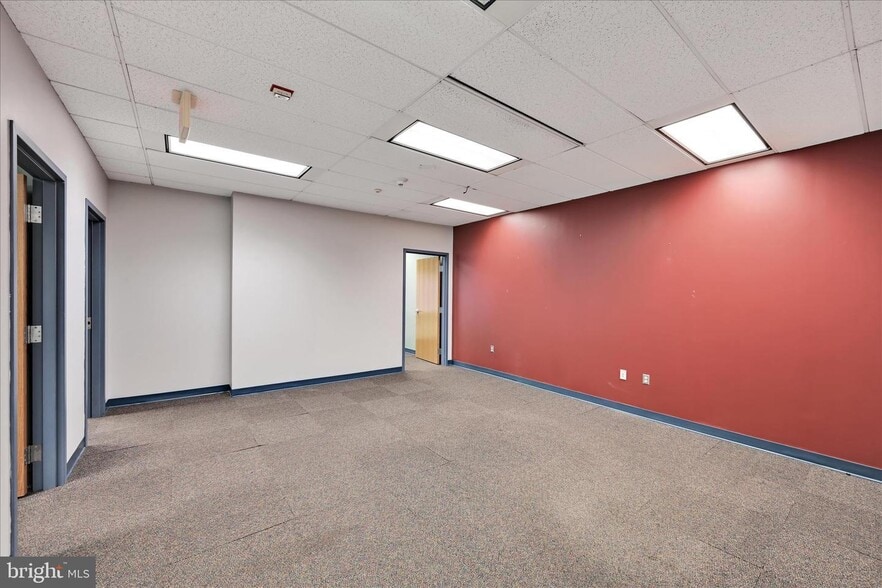 More Photos Of 19 N 6th St, Reading Office For Lease