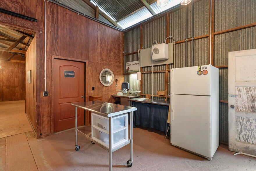 More Photos Of 804 Comstock Rd, Hollister Land For Sale