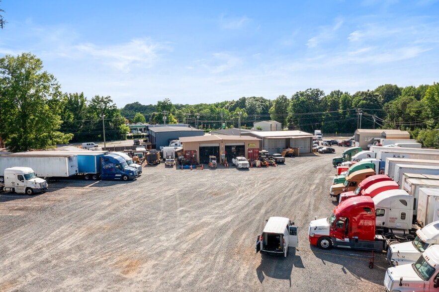 More Photos Of 7226 Harrisburg Rd, Charlotte Warehouse For Sale