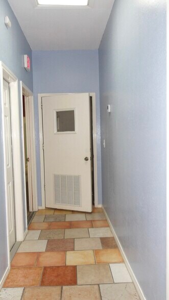 More Photos Of 505 Texas 100, Port Isabel Freestanding For Lease