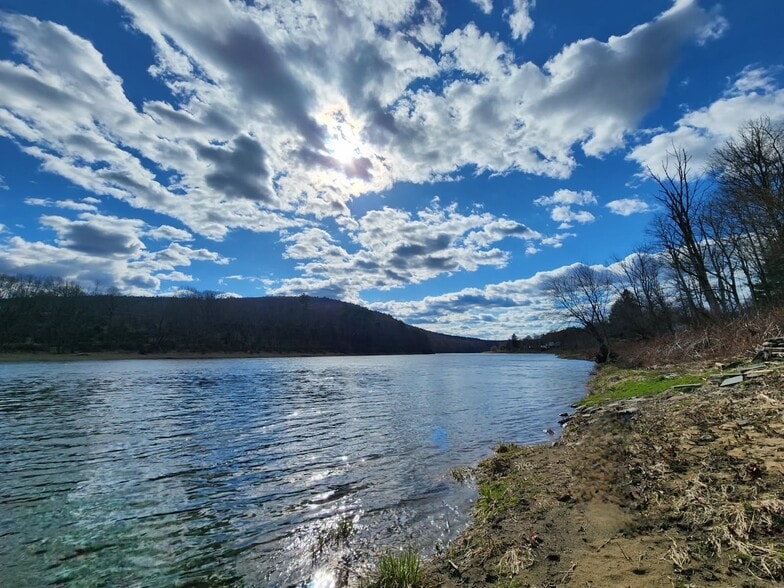 More Photos Of 12 River Rd, Barryville Apartments For Sale