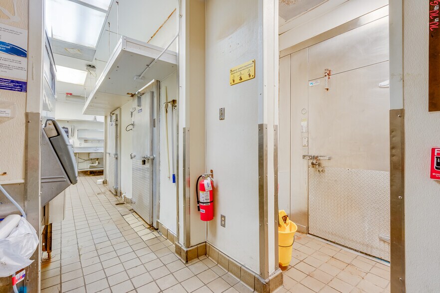 More Photos Of 3162 S Atlantic Ave, Daytona Beach Shores Restaurant For Lease