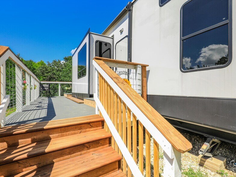 More Photos Of 16064 Mulberry Dr, Little Elm Hospitality For Sale