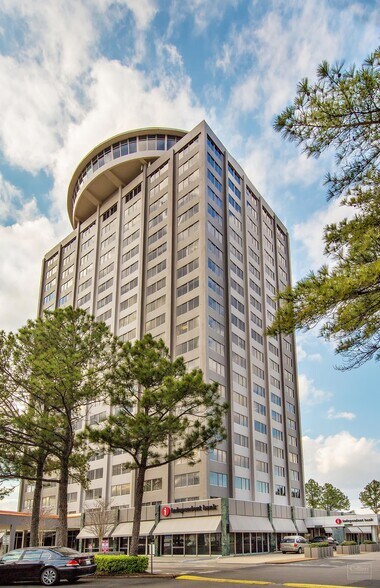 More Photos Of 5050 Poplar Ave, Memphis Office For Lease
