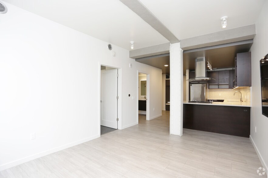 More Photos Of 55 Ionia Ave NW, Grand Rapids Apartments For Sale