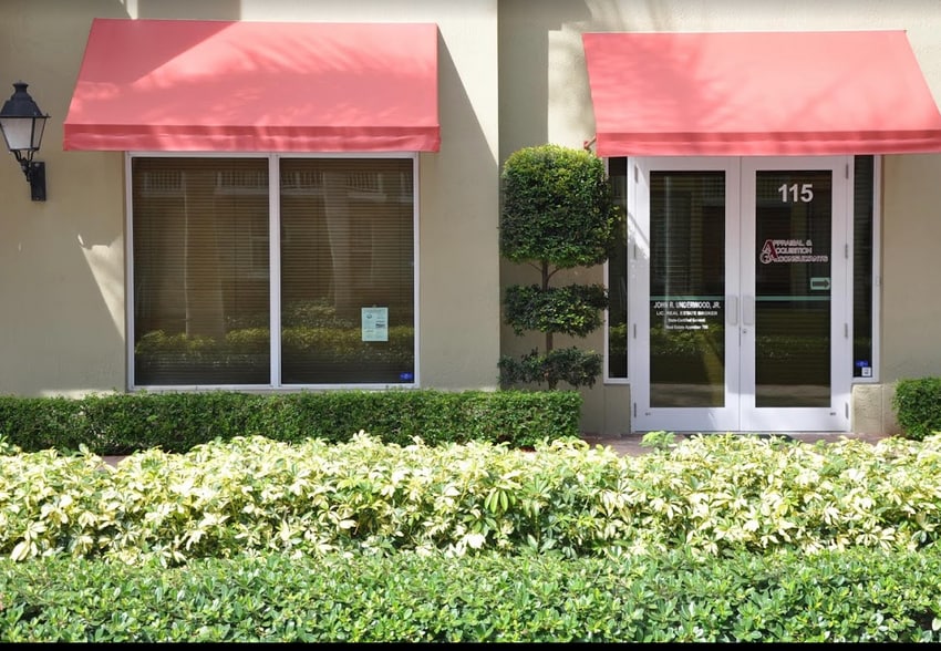 More Photos Of 802 E Windward Way, Lantana Apartments For Sale