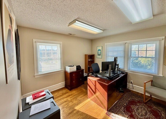 More Photos Of 85 Peachtree Rd, Asheville Office For Sale