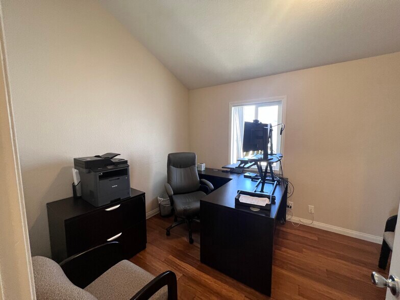 More Photos Of 34188 Pacific Coast Hwy, Dana Point Office For Lease