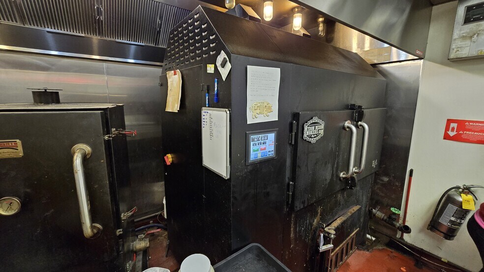 More Photos Of 327 S Wilmington St, Raleigh Storefront Retail Office For Sale