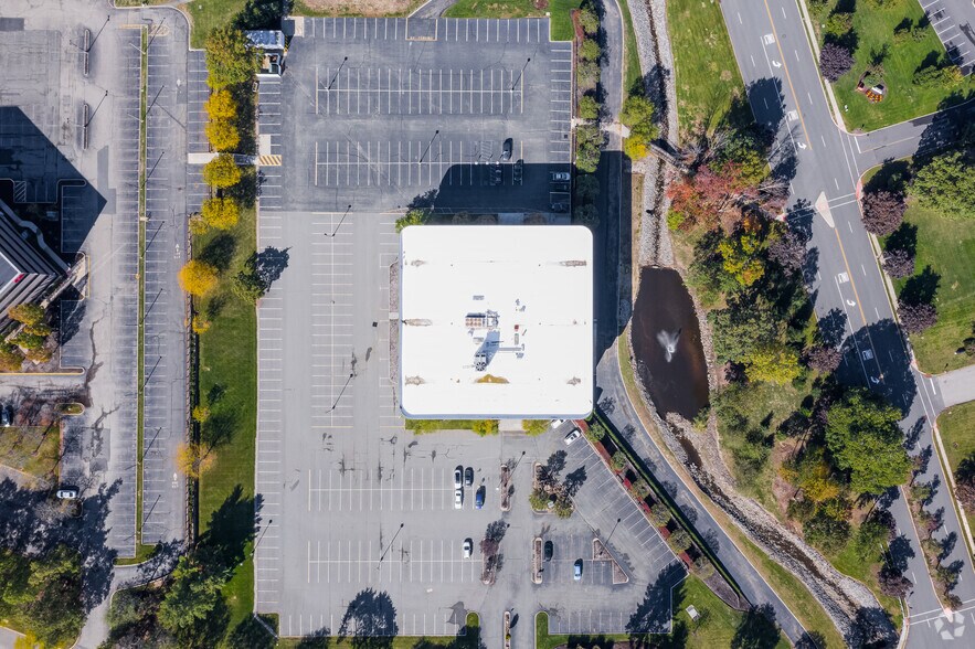 More Photos Of 7 Becker Farm Rd, Roseland Office For Lease