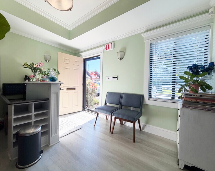 More Photos Of 8937 Shady Grove Ct, Gaithersburg Medical For Sale