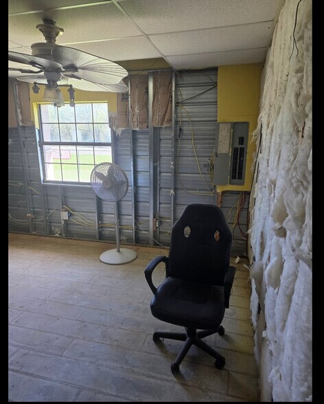 More Photos Of 20904 Hwy 155 S, Flint Self Storage For Lease