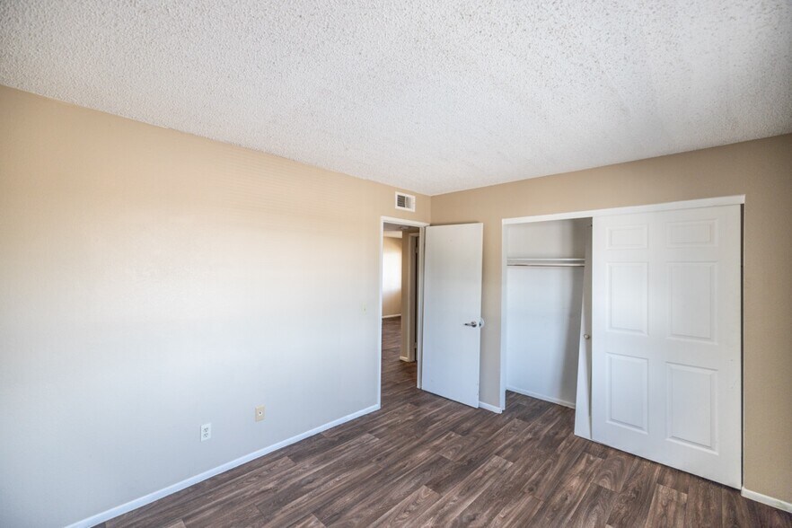 More Photos Of 2015 E Eugie Ter, Phoenix Apartments For Sale