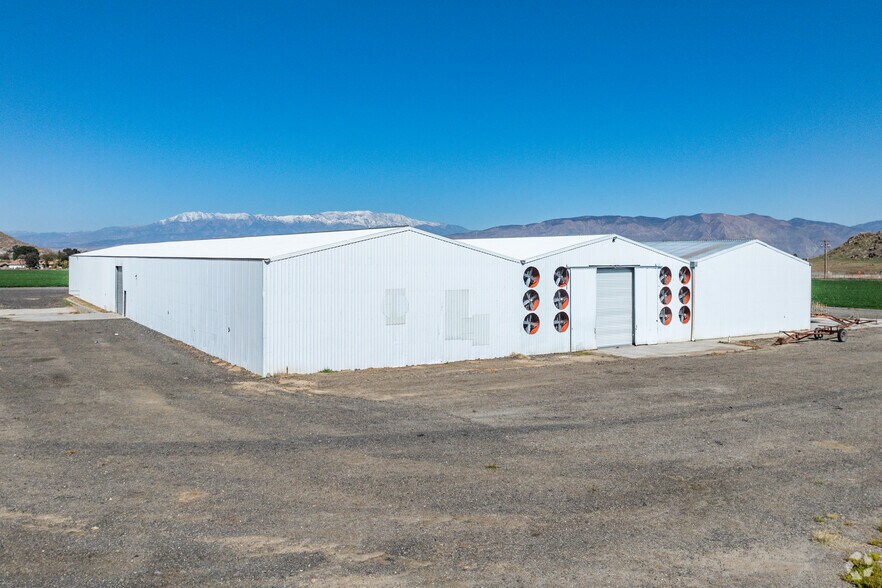 More Photos Of 35650 Hidden Springs Rd, Hemet Warehouse For Lease