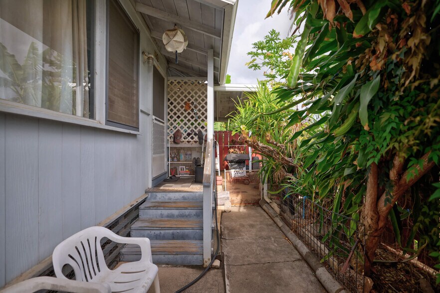 More Photos Of 2606 Nahaku Pl, Honolulu Multifamily For Sale