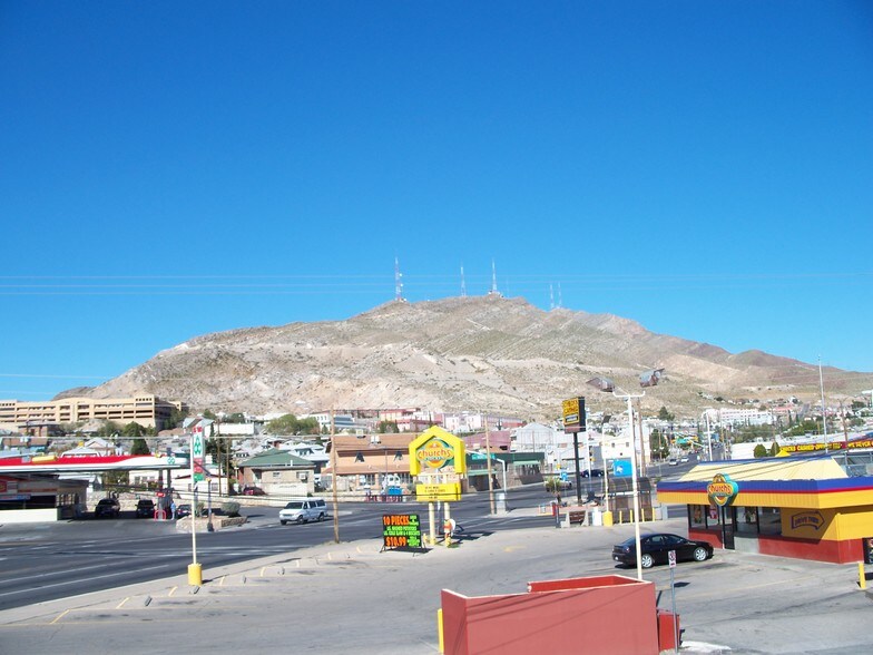 More Photos Of 1909-1913 Yandell Dr, El Paso Loft Creative Space For Sale