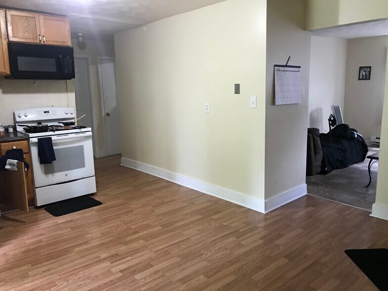 More Photos Of 27-31 Summer St, Bristol Apartments For Sale