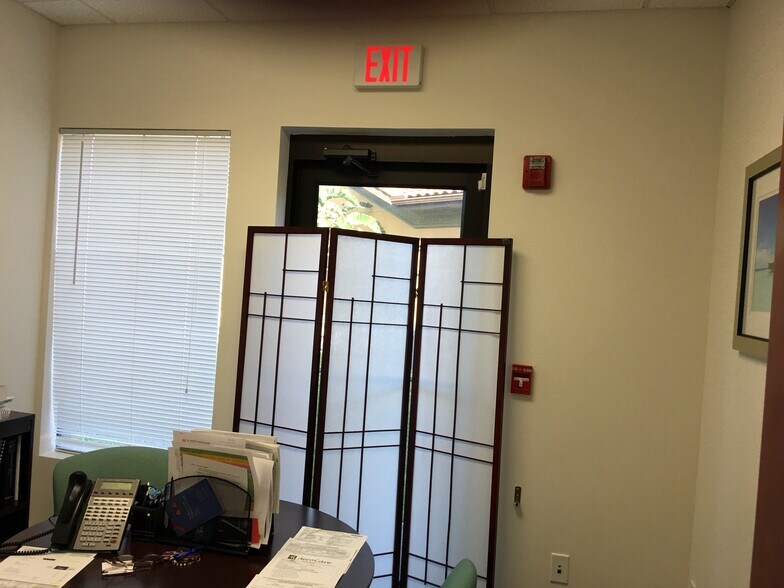 More Photos Of 1307 S International Pky, Lake Mary Office For Lease
