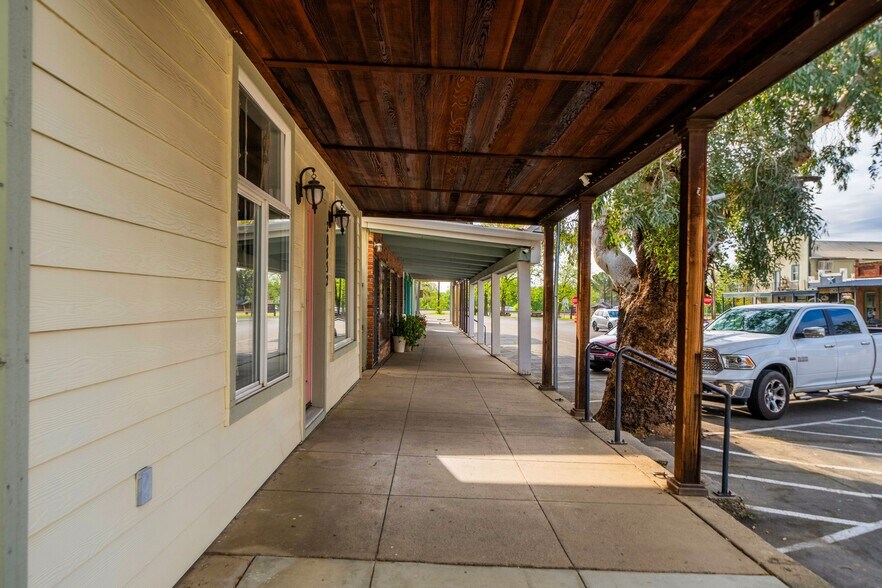 More Photos Of 20832 Front St, Cottonwood General Retail For Sale
