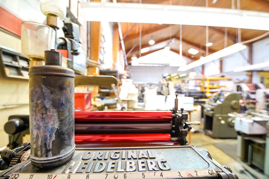 More Photos Of 4918 Napier St, Port Alberni Flex For Sale