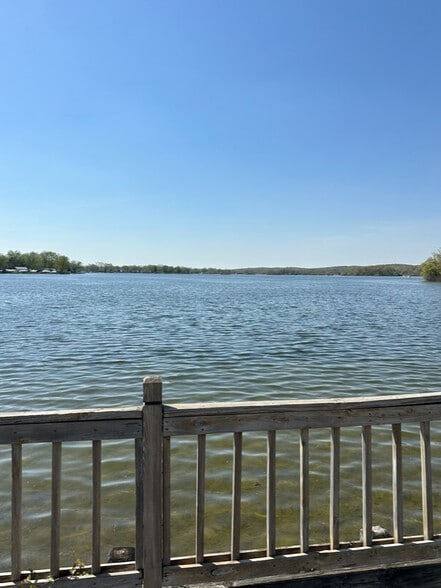 More Photos Of 7890 Highland Rd, Waterford Freestanding For Sale