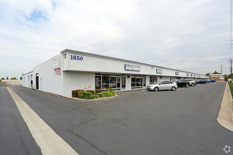 More Photos Of 1650 N Glassell St, Orange Light Distribution For Lease
